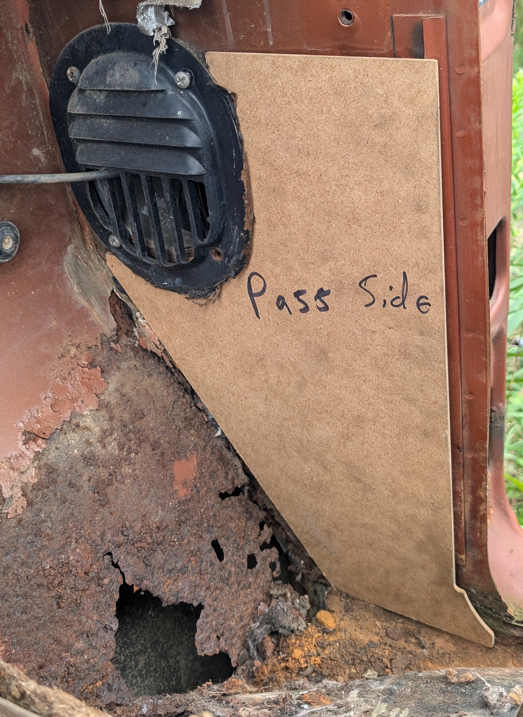 Pair of Manual Front Door Panels w/Kick Panels fits Jeep J-series 73-88