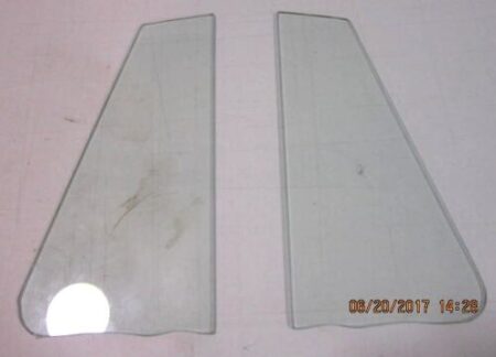 Reproduction Pair of Vent Glass fits Willys Jeepster Vent glass 48-51