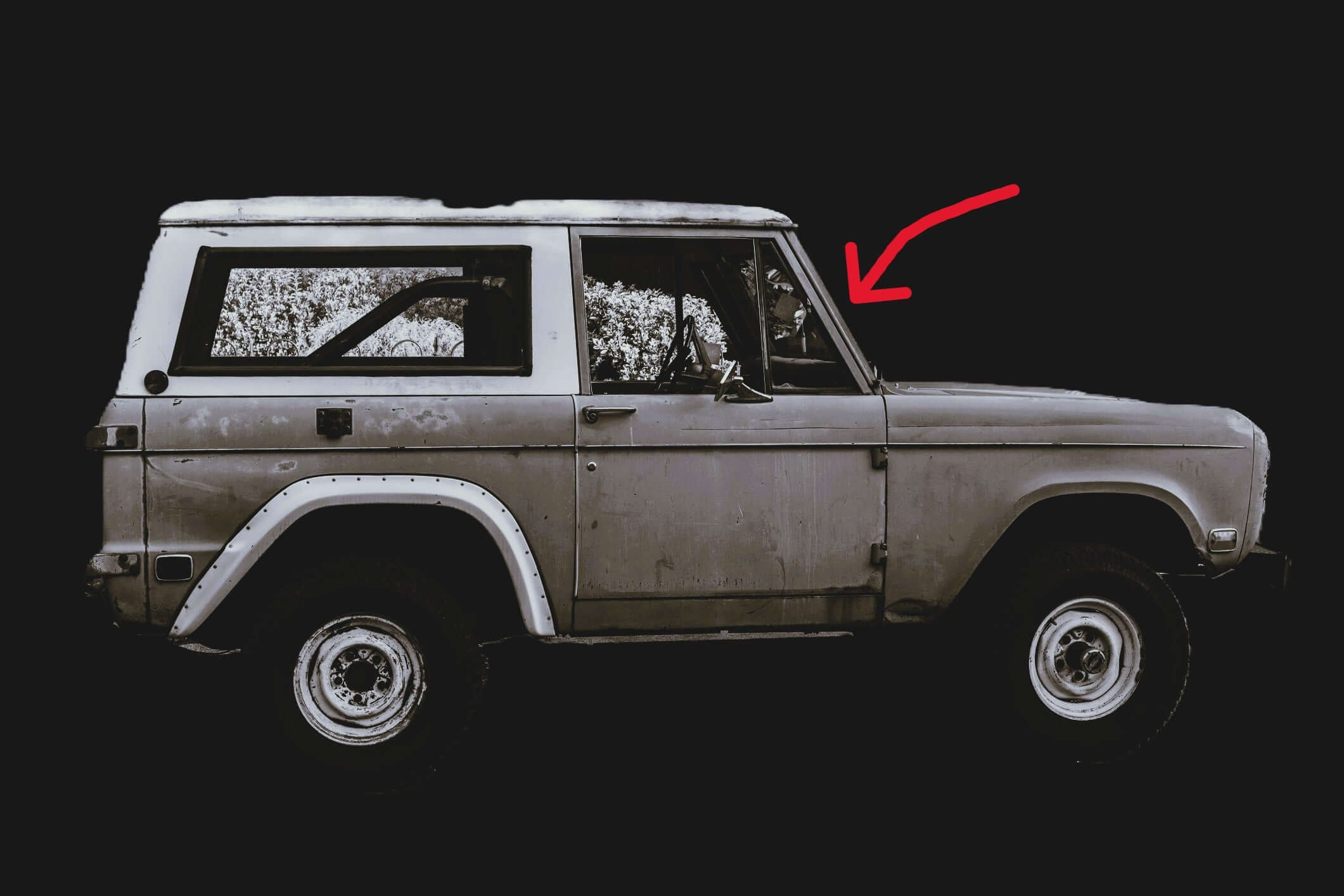Replacement Front Windshield glass fits Ford Bronco 66-77