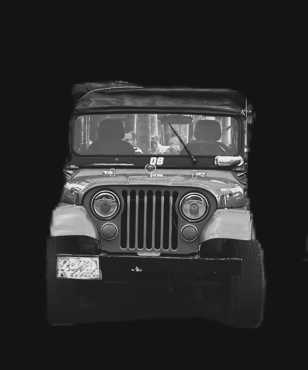 Reproduction Windshield glass fits Willys CJ5, CJ7, CJ8 Scrambler 76-86