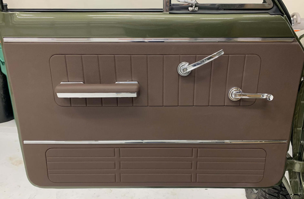 Pair of Manual Window Front Door Panels fits Jeep Wagoneer/Gladiator/J 63-72